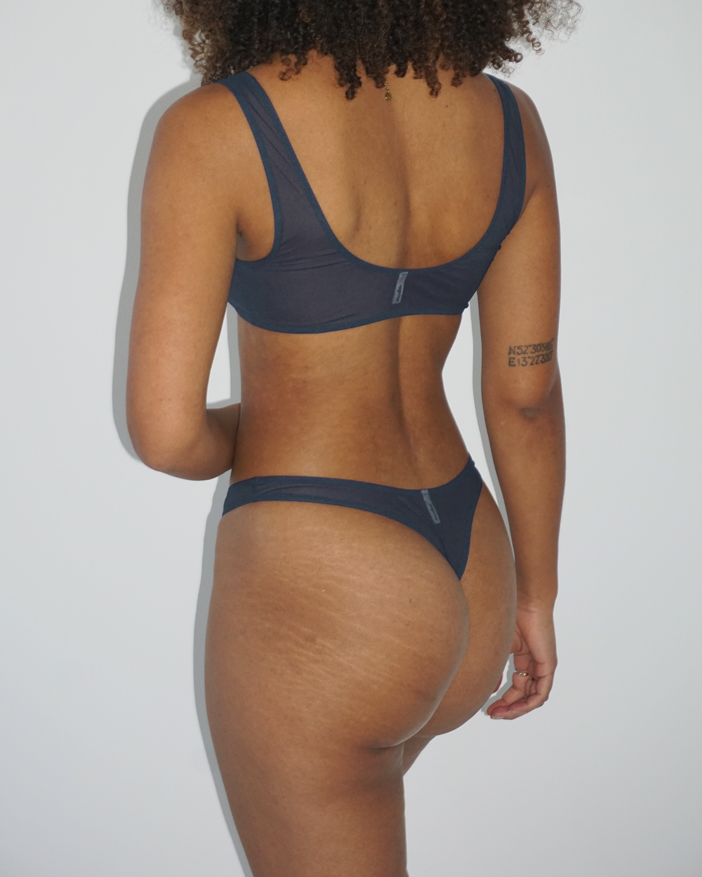 Mesh String Panty grey