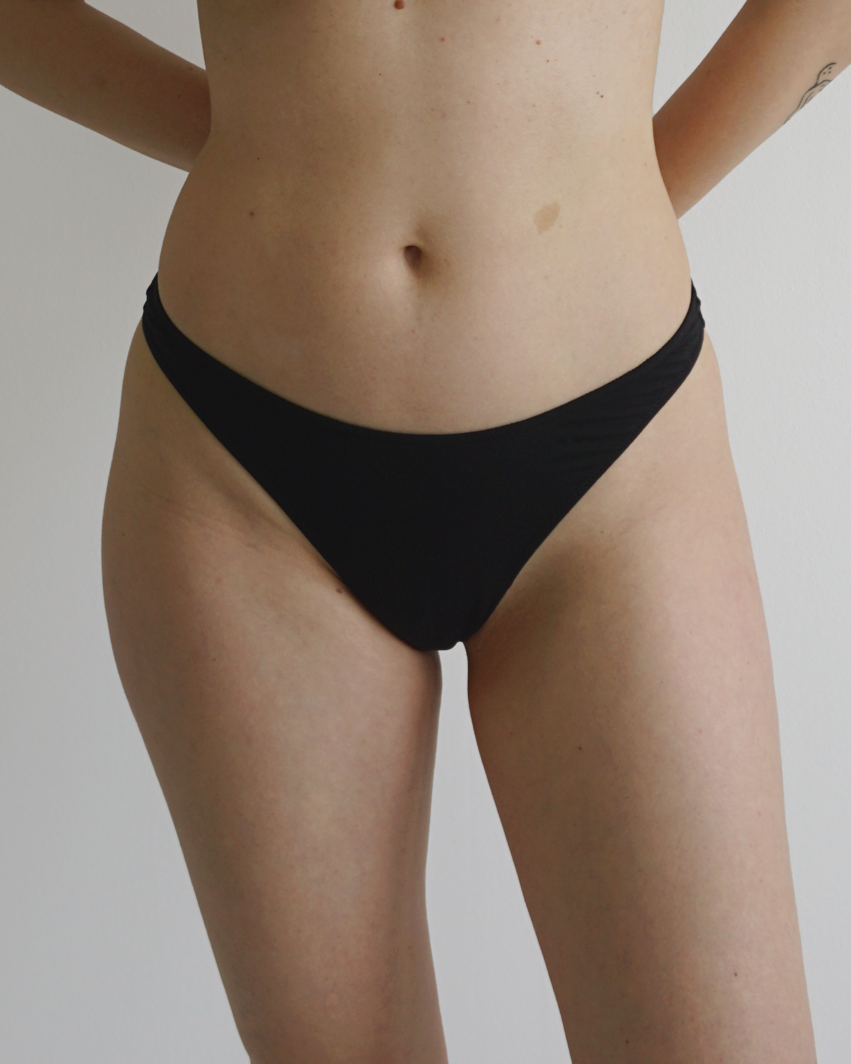 Tencel® Modal Tanga Panty black 01